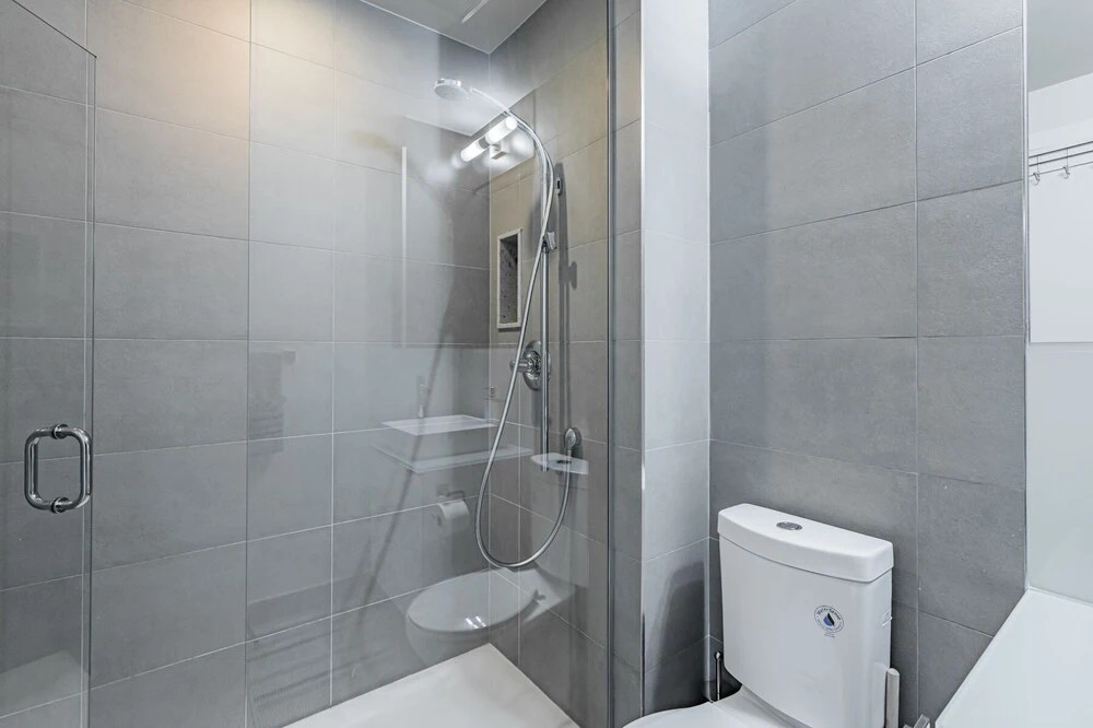 RS Suites CN Tower & MTCC