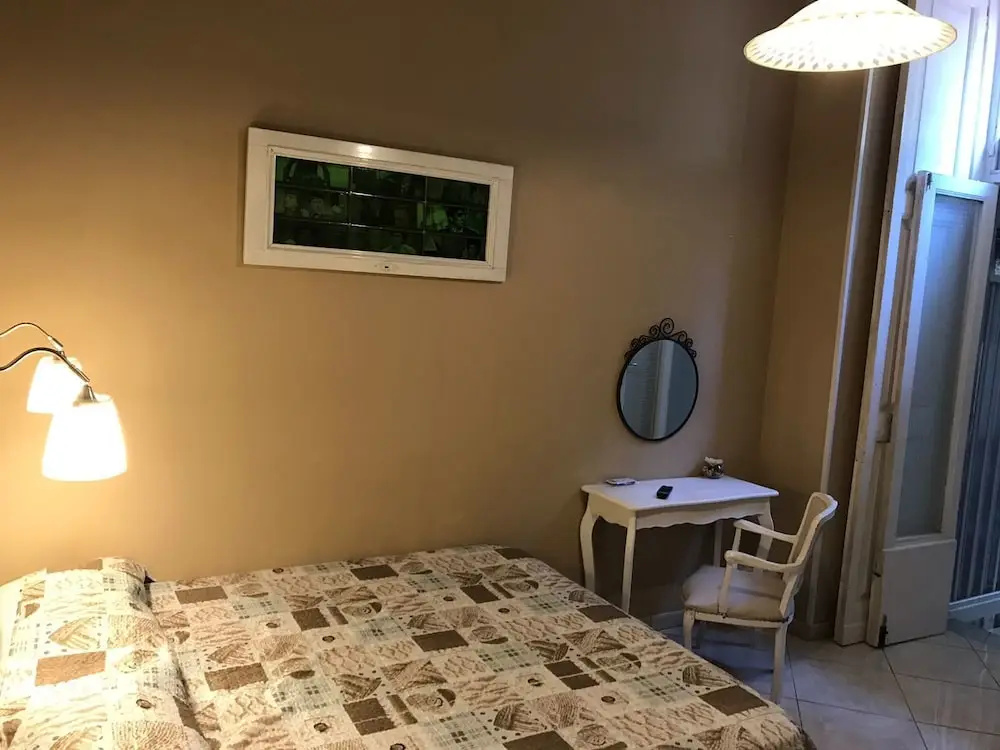 Napoli Short