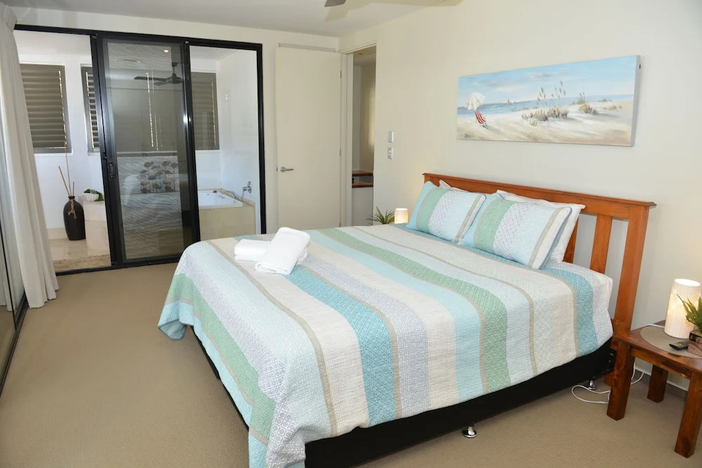 Noosa Water Views
