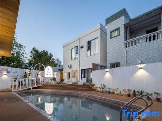Three Lives · Blooming Pool Homestay (Sanya West Island Branch)