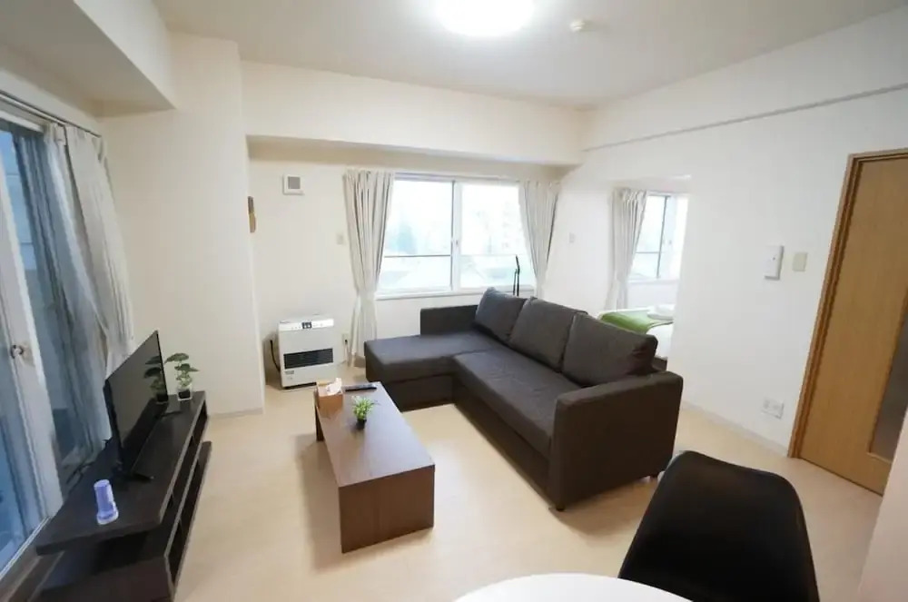 IK Minami 6-jo Residence Unit 901