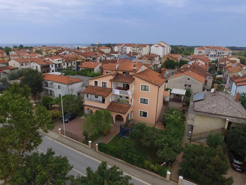 Apartments Danica