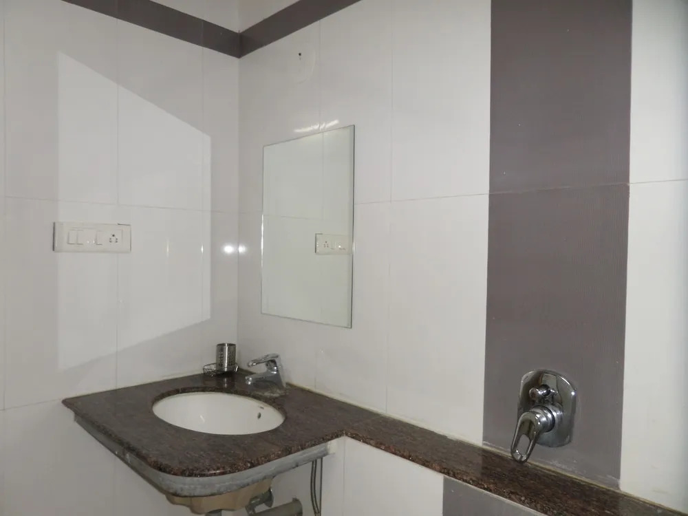 Rajasthani Rajwadi Hotel & Restaurant