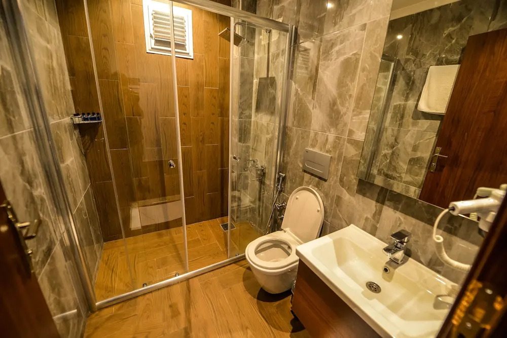 Kibar Hotel