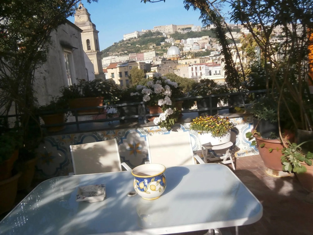 Come DIncanto A Napoli