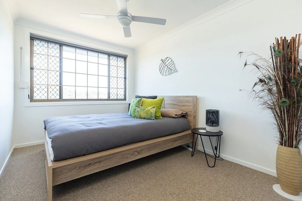 Lakeview Crescent 50