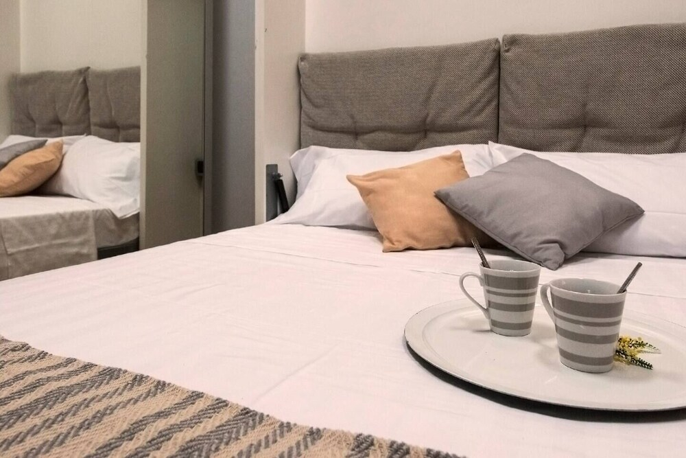 Lago Design Guest House - Como Center