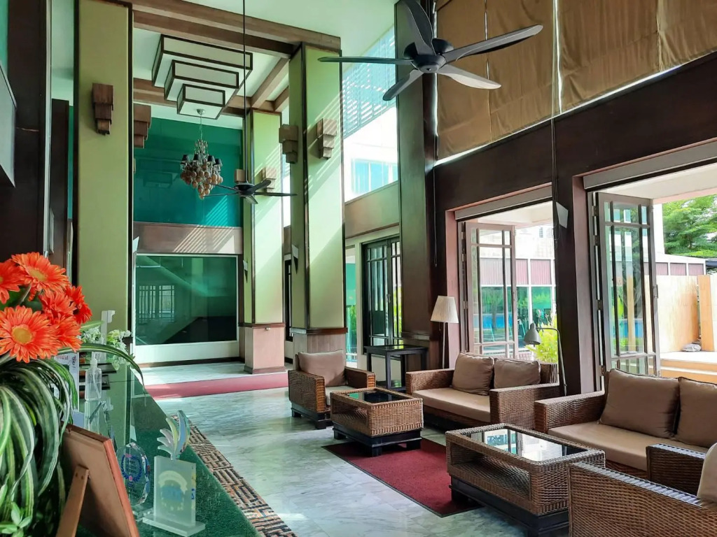 J Park Hotel - SHA Extra Plus