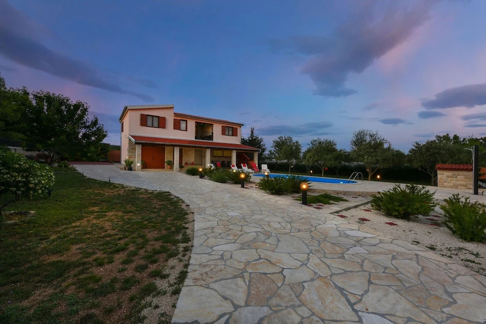 Villa Ivana ZadarVillas