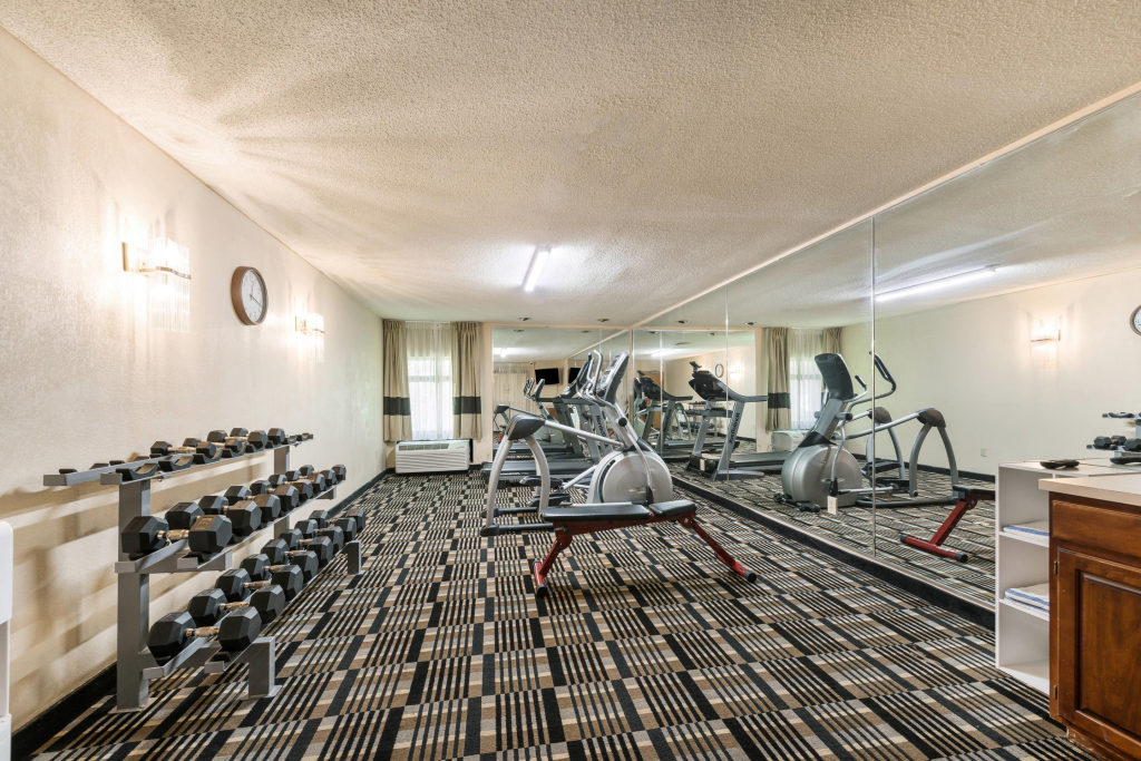 Quality Inn & Suites Portage Central