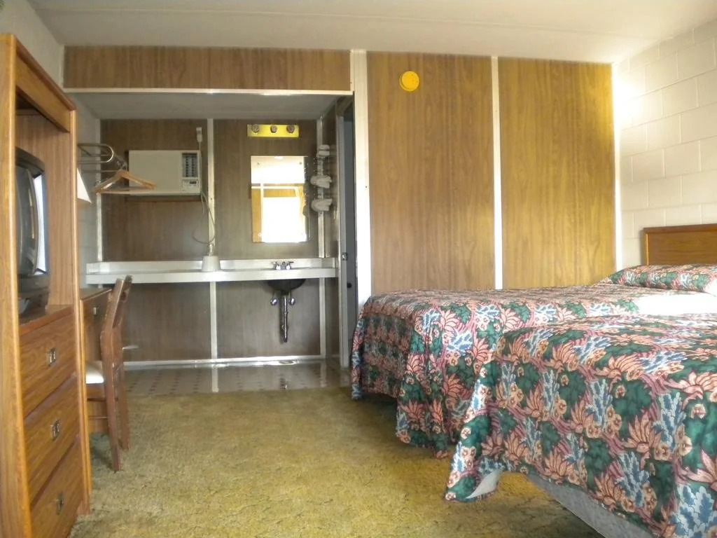 Budget Lakeview Inn