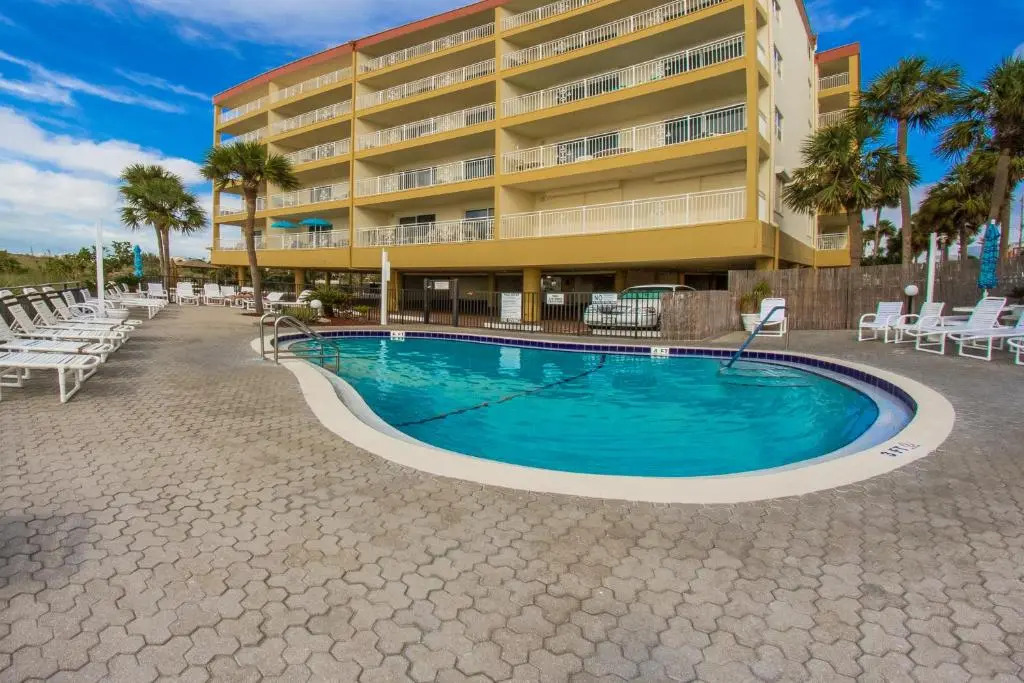 516 Madeira Norte Condo