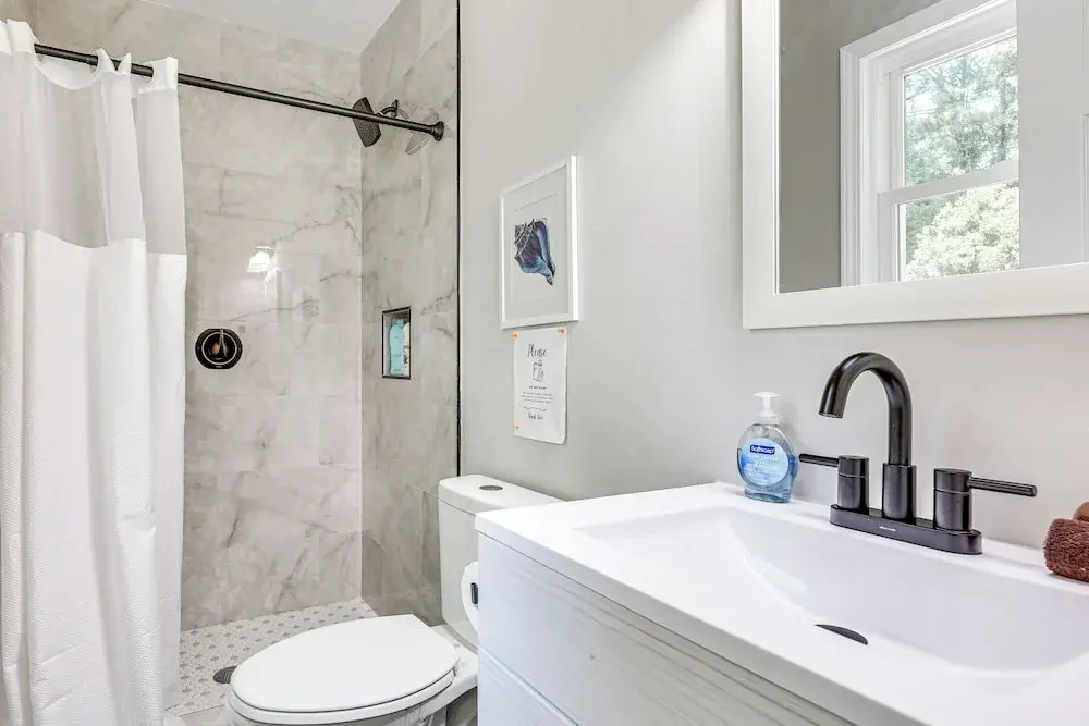 Updated Wilmington Home Near Intracoastal Access