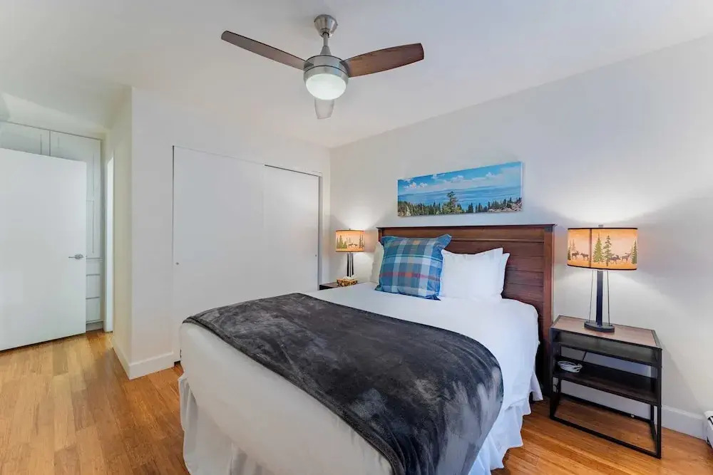 Walk to Lake, Dining+shops 5mins to Ski Resort Incline Paradise by Avantstay