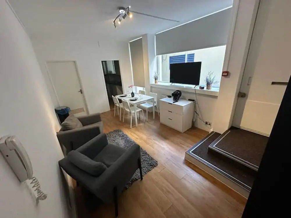 Charming Studio in Bond Street