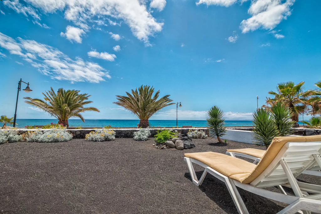 Apartamentos LIVVO Las Gaviotas