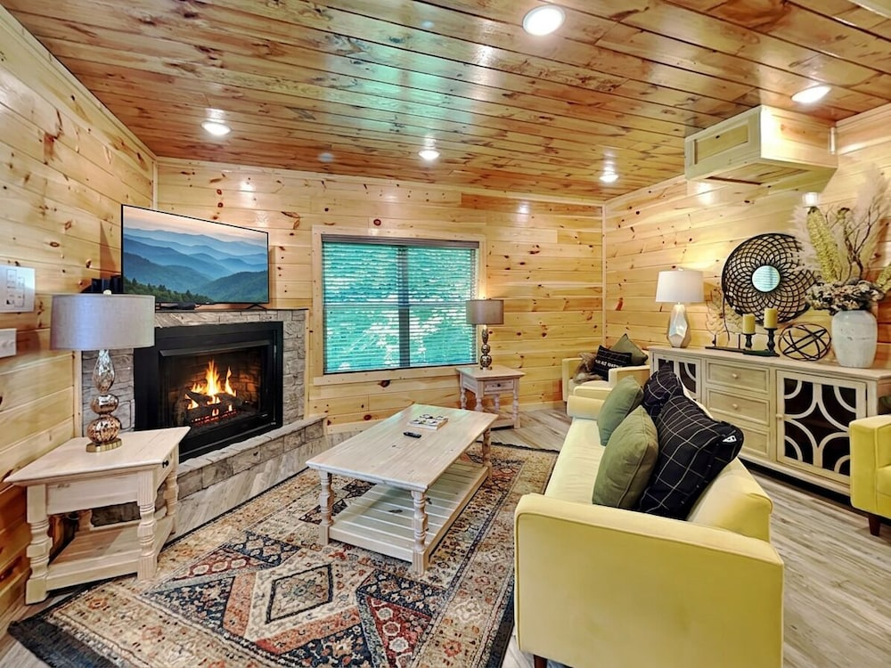 Cove Meadows by Jackson Mountain Rentals