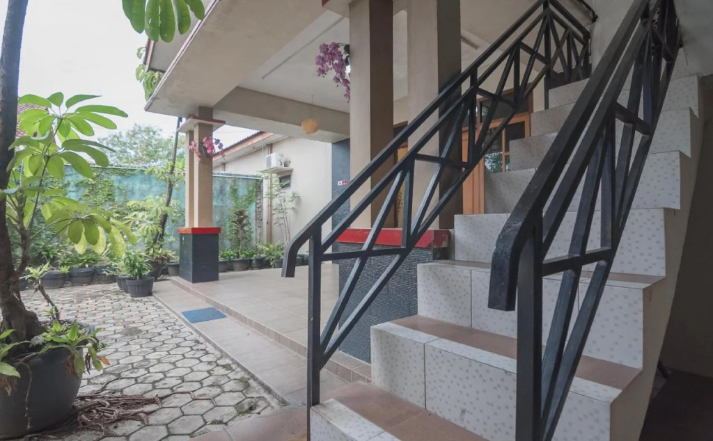 Aero Guest House By RedDoorz
