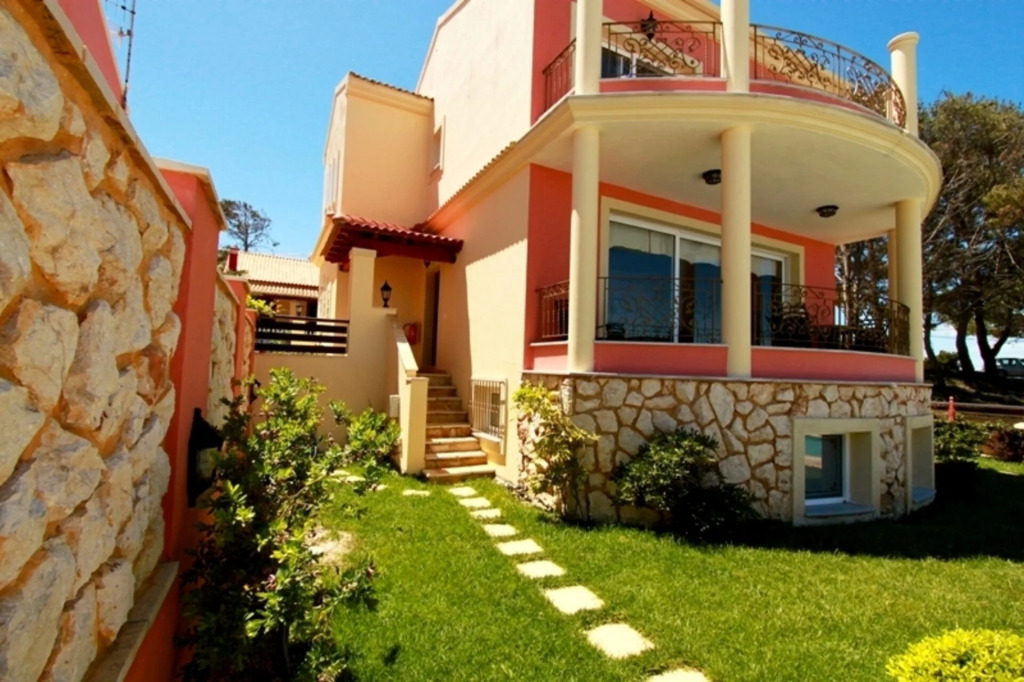 Romanza Villa