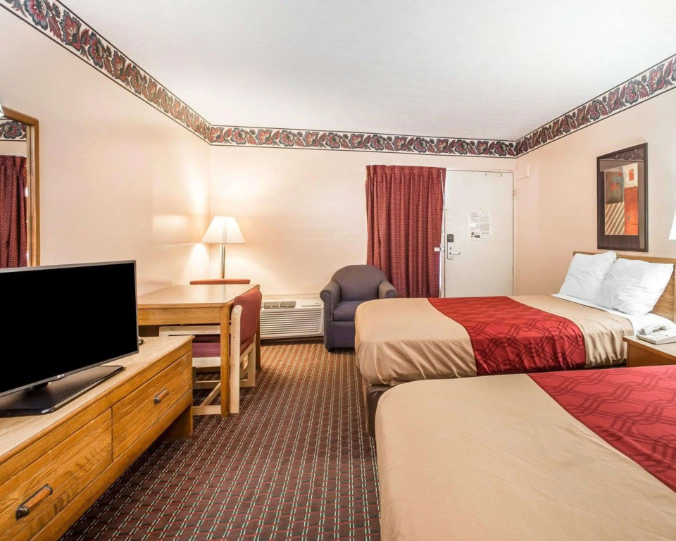 Econo Lodge McDonough South