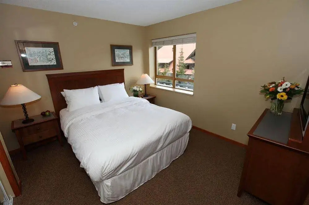 Whistler Cascade Lodge