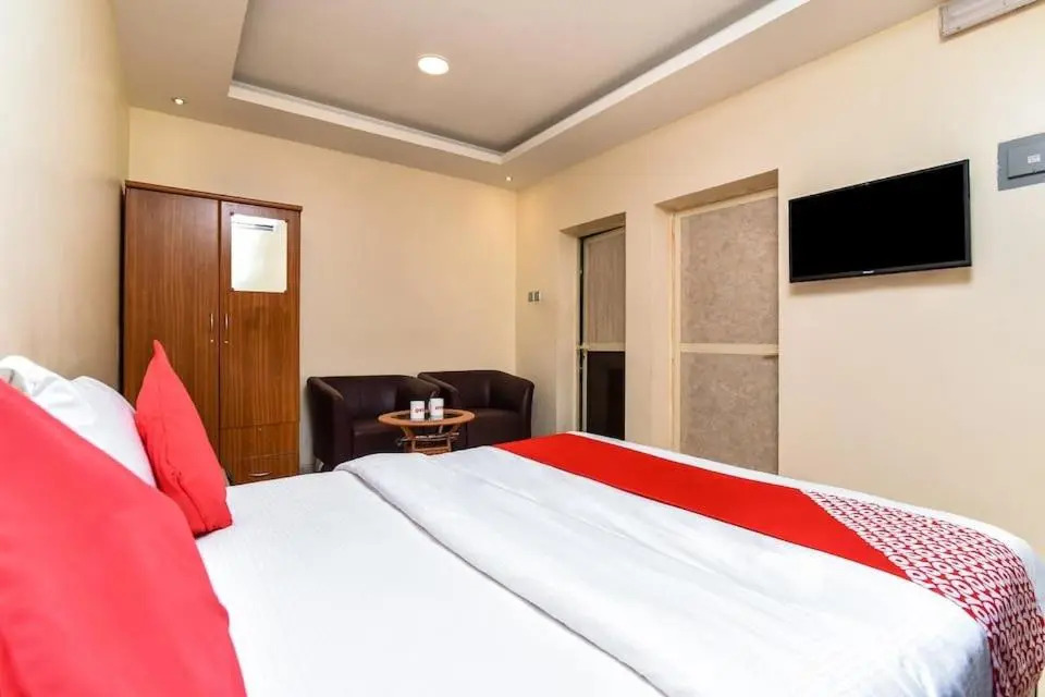 Royal Plaza Residence
