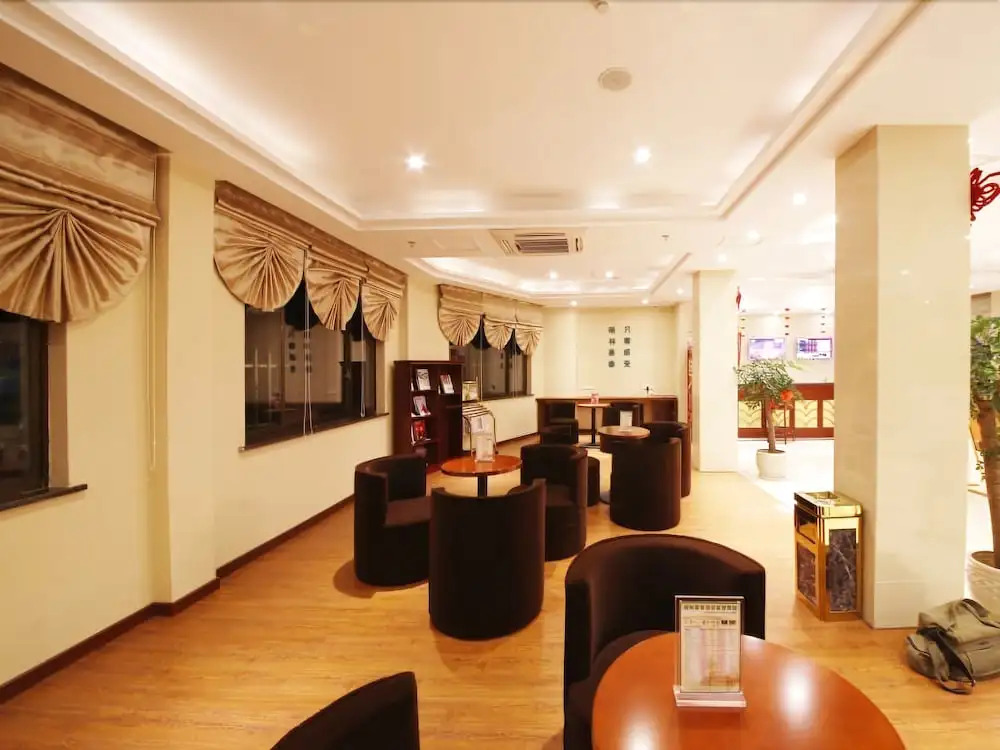 GreenTree Inn Huangshan She Town Paifangqun New Bus Terminal Station E