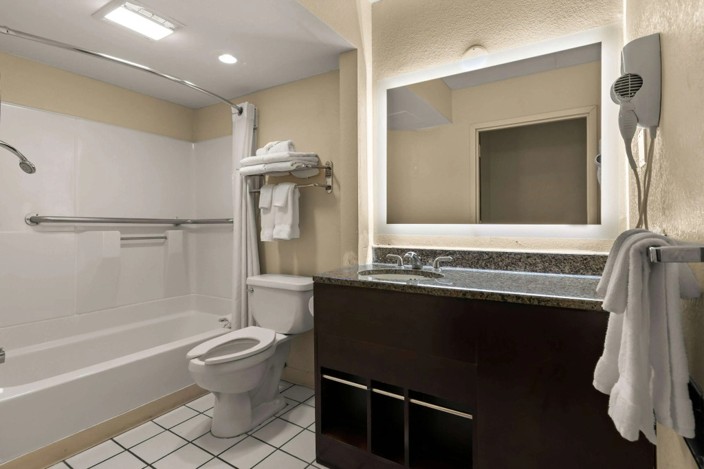 Ramada by Wyndham Harrisburg/Hershey Area