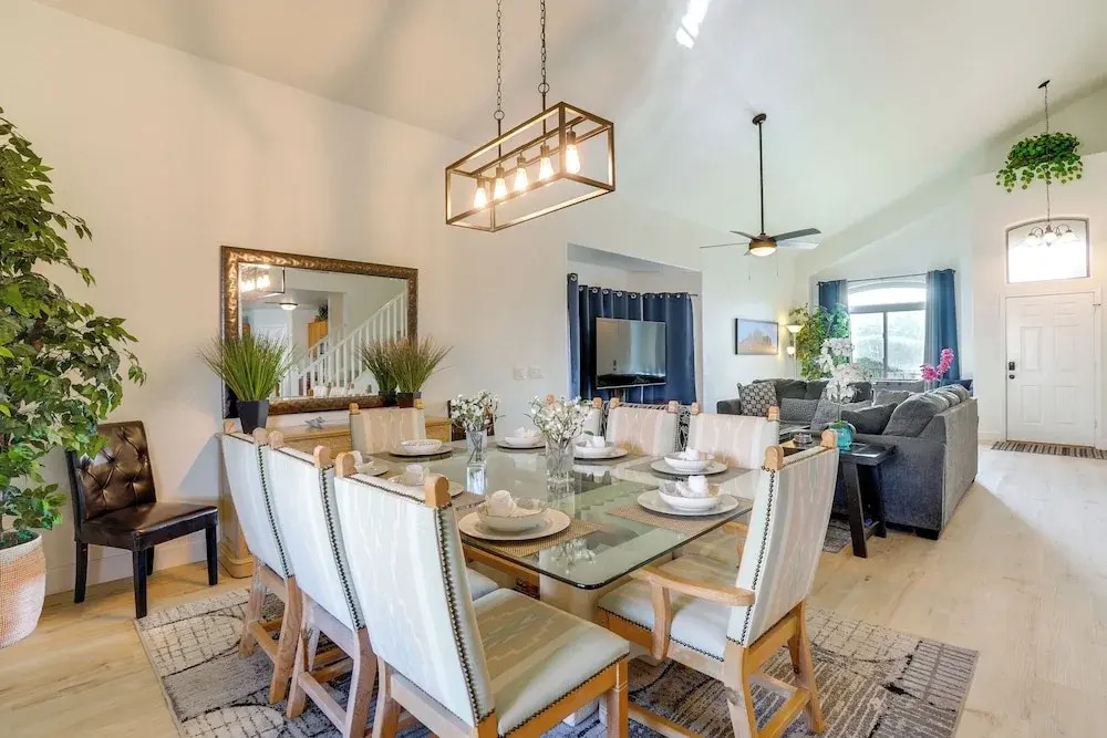 Spacious Phoenix-area Escape w/ Pool & Hot Tub