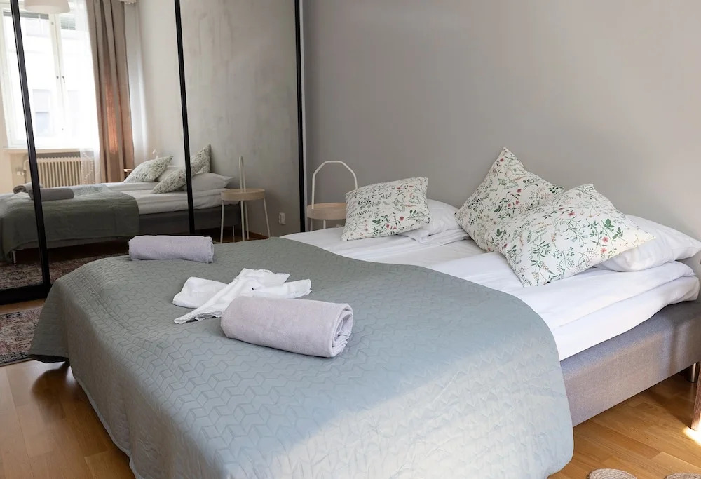 2ndhomes Charming 1BR Apartment w Sauna