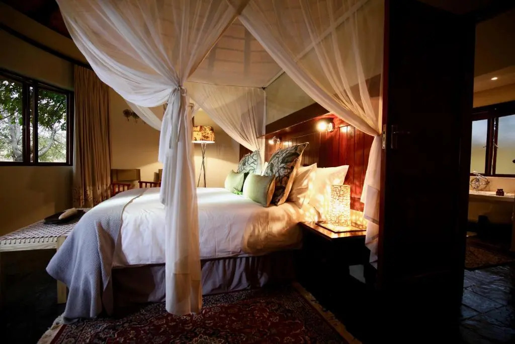 Ivory Wilderness River Rock Lodge