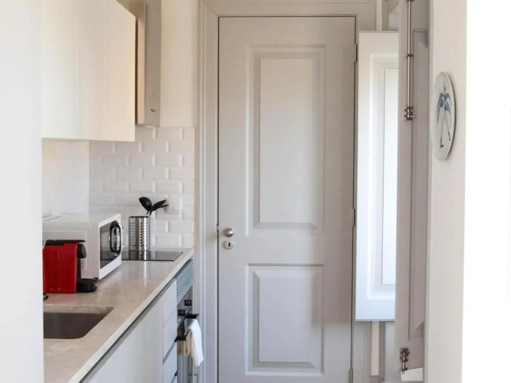 Sao bento stylish cozy apt with ac balcony