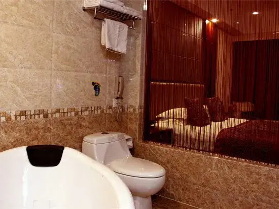 Haining Holiday International Hotel