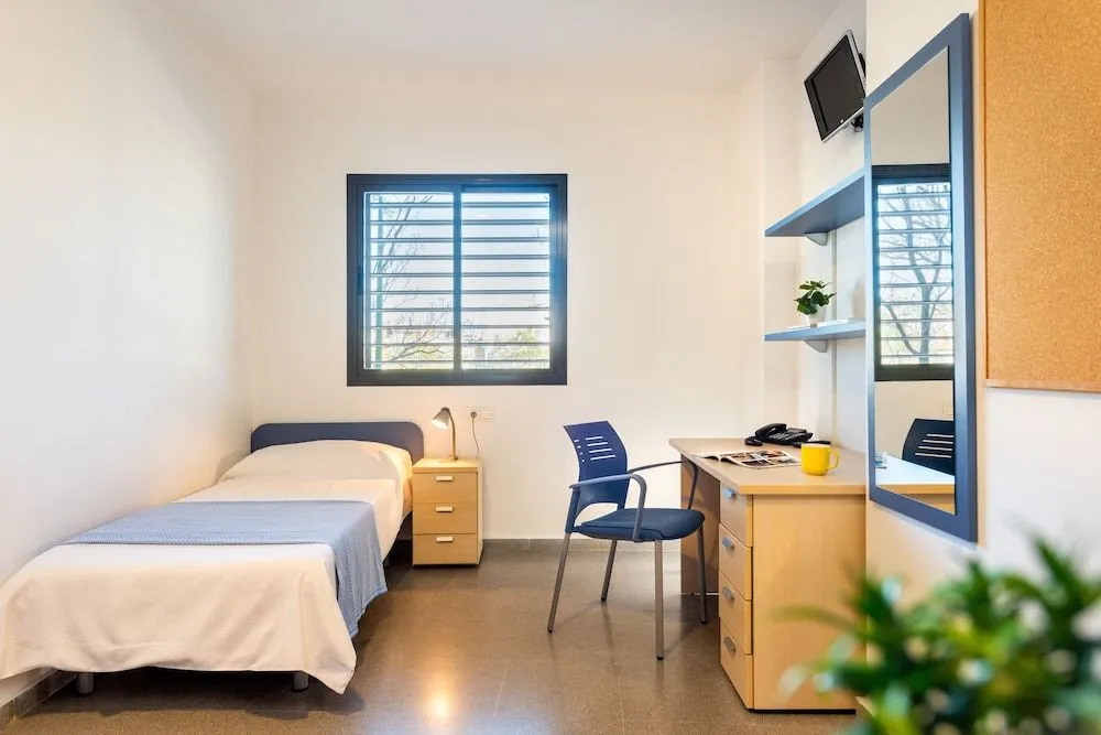 Micampus Estanislao del Campo, Student Residence