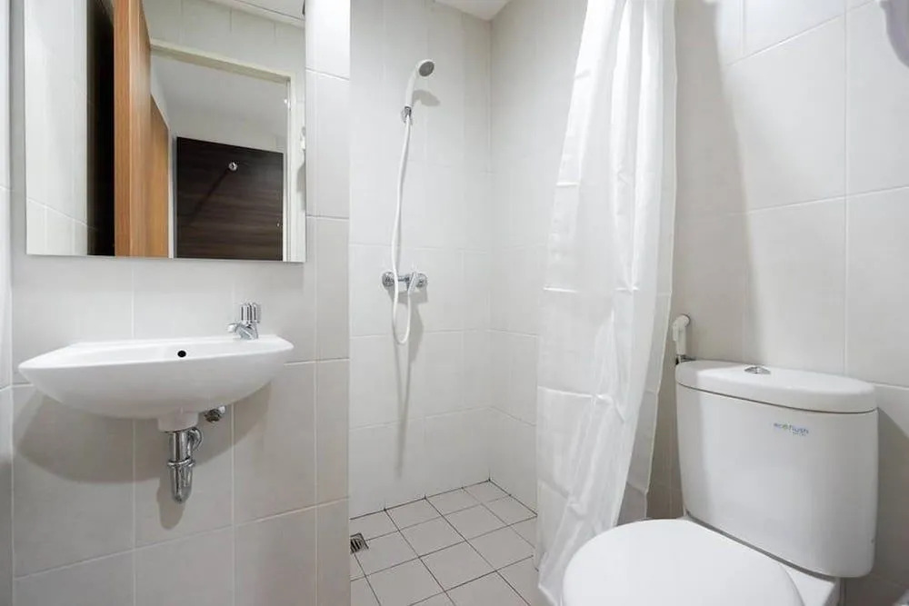 RedDoorz Apartment near Exit Toll Colomadu