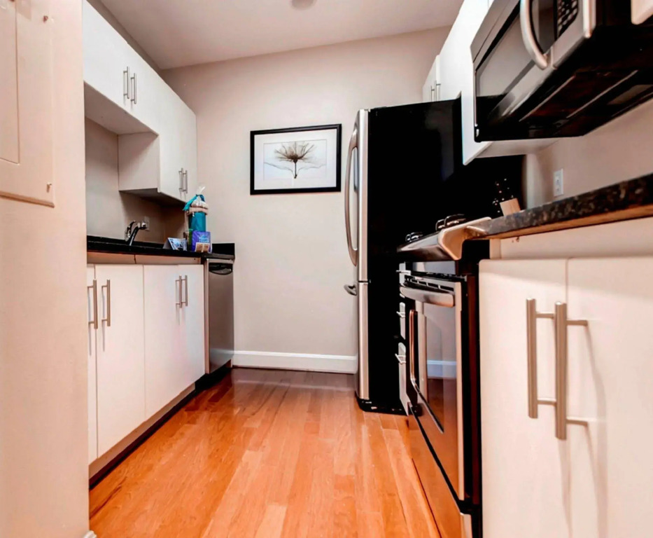 Global Luxury Suites at Back Bay