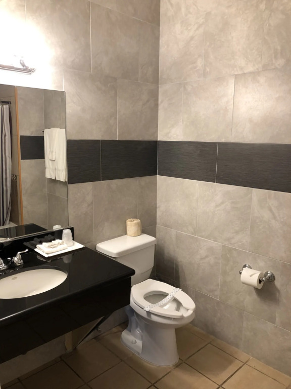 Garden Suite Hotel and Resort
