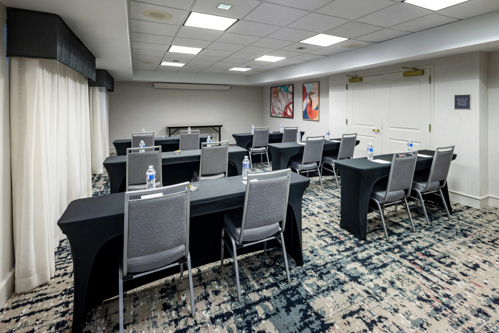 Homewood Suites by Hilton Jacksonville-South/St. Johns Ctr
