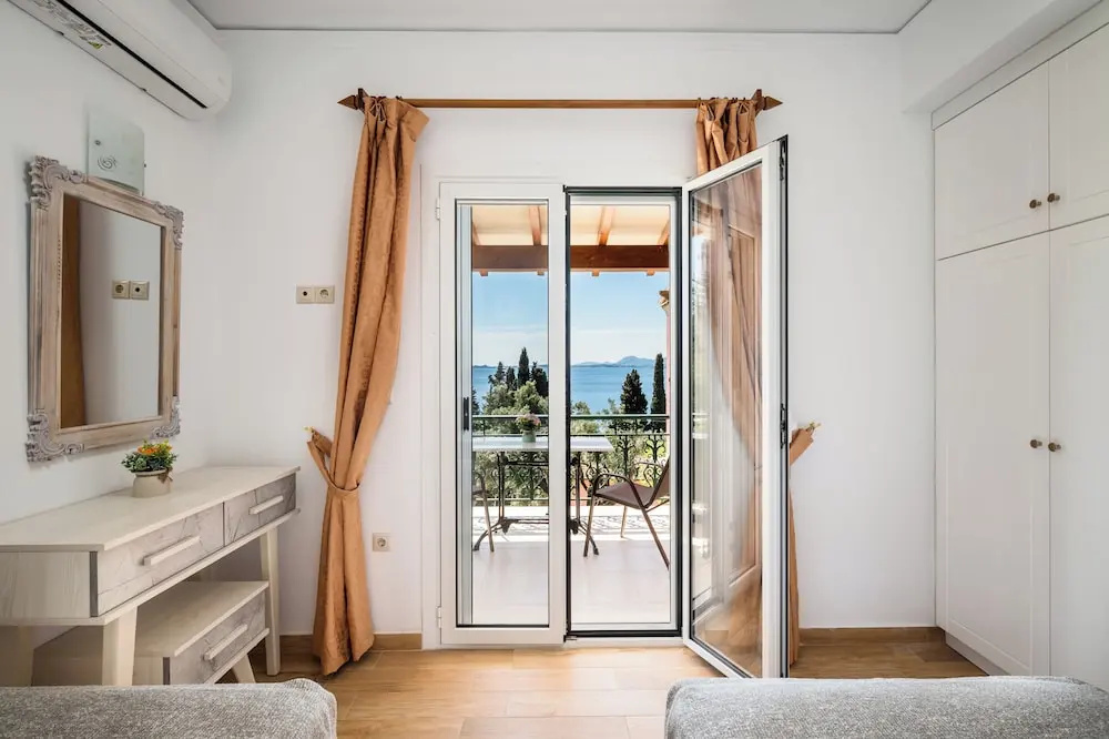 Villas Lithos & Petra with Private Pool and Seaview Terrace by Konnect