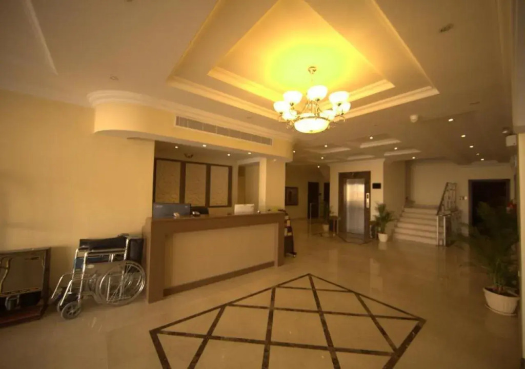 Rose Palace Hotel Suites