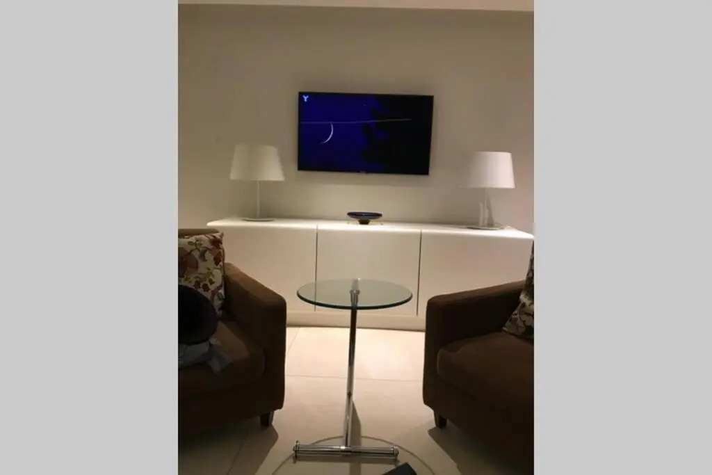 Stylish Large Cool 3 Bed 3 Bath Marylebone +Ac