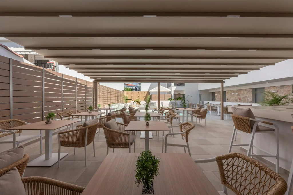 Sandy Seaside Suites