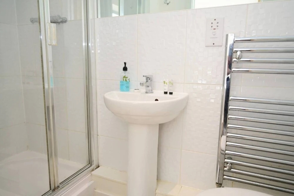 Tennyson Two Bedroom Apartment