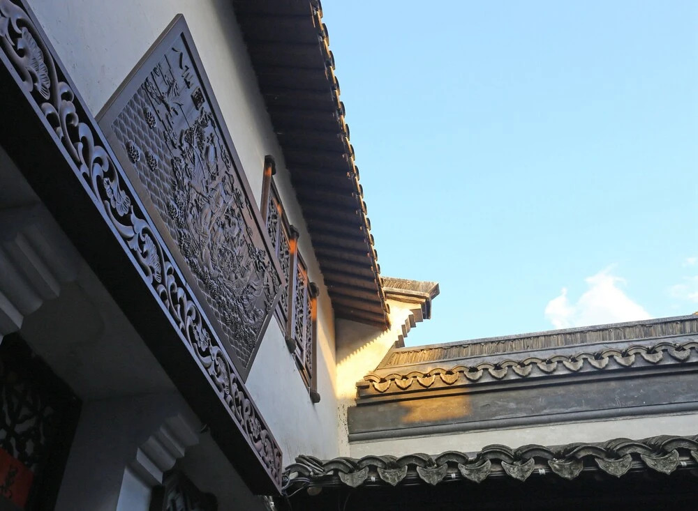 Alley Boutique Inn