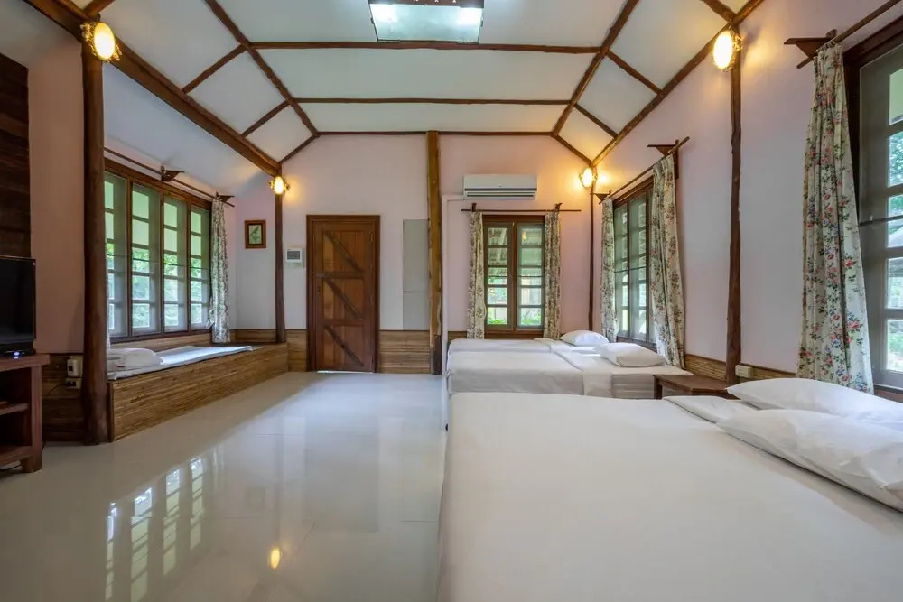 Donsak Orchid Resort