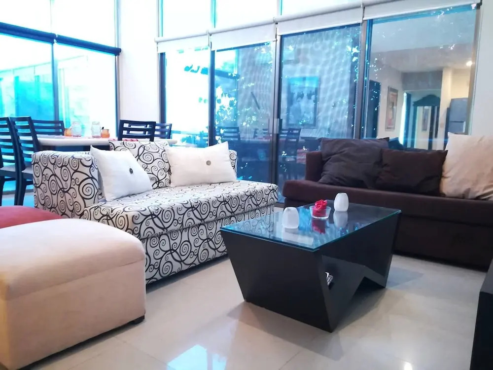Location Plus 110mts2,2 Bedrooms, 3 Balconies Pool