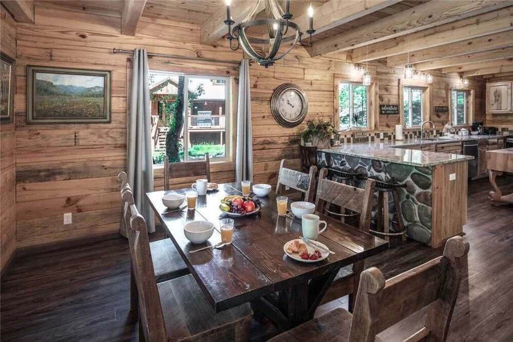 Clearwater Cabin - Three Bedroom Cabin