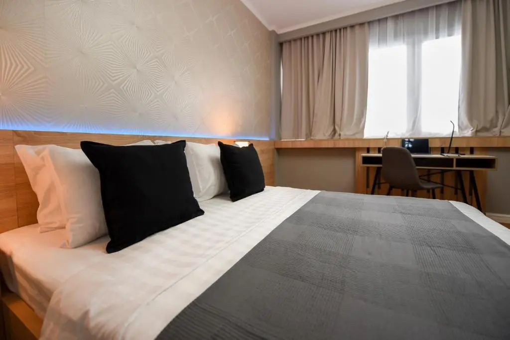 NEW Business Studio near Intercontinental Hotel - Homey Residence
