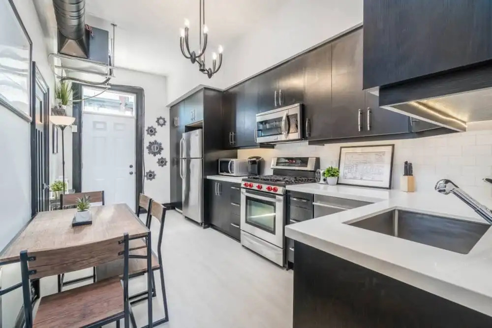 3 Bedroom Queen Street Loft