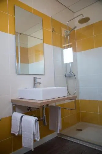 Tomás Guest House
